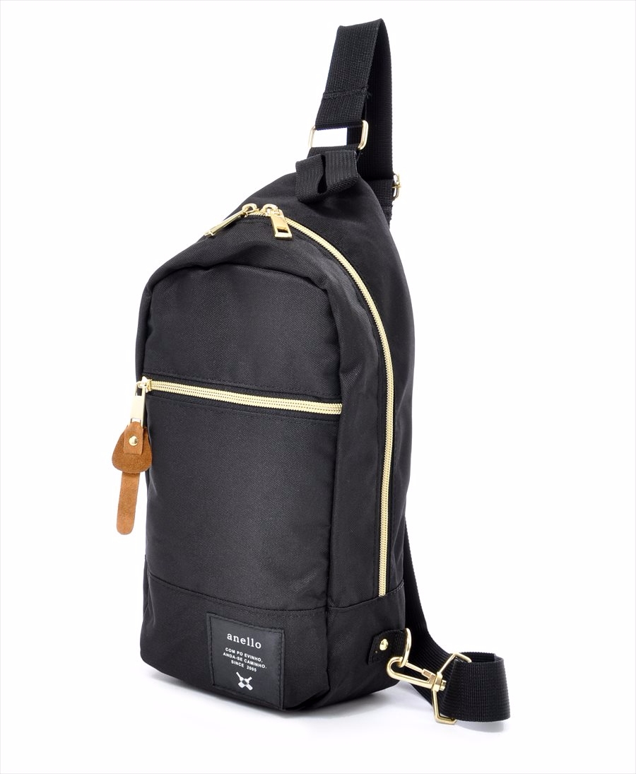 Vertical Crossbody Bag｜PRODUCTS｜anello® OFFICIAL SITE